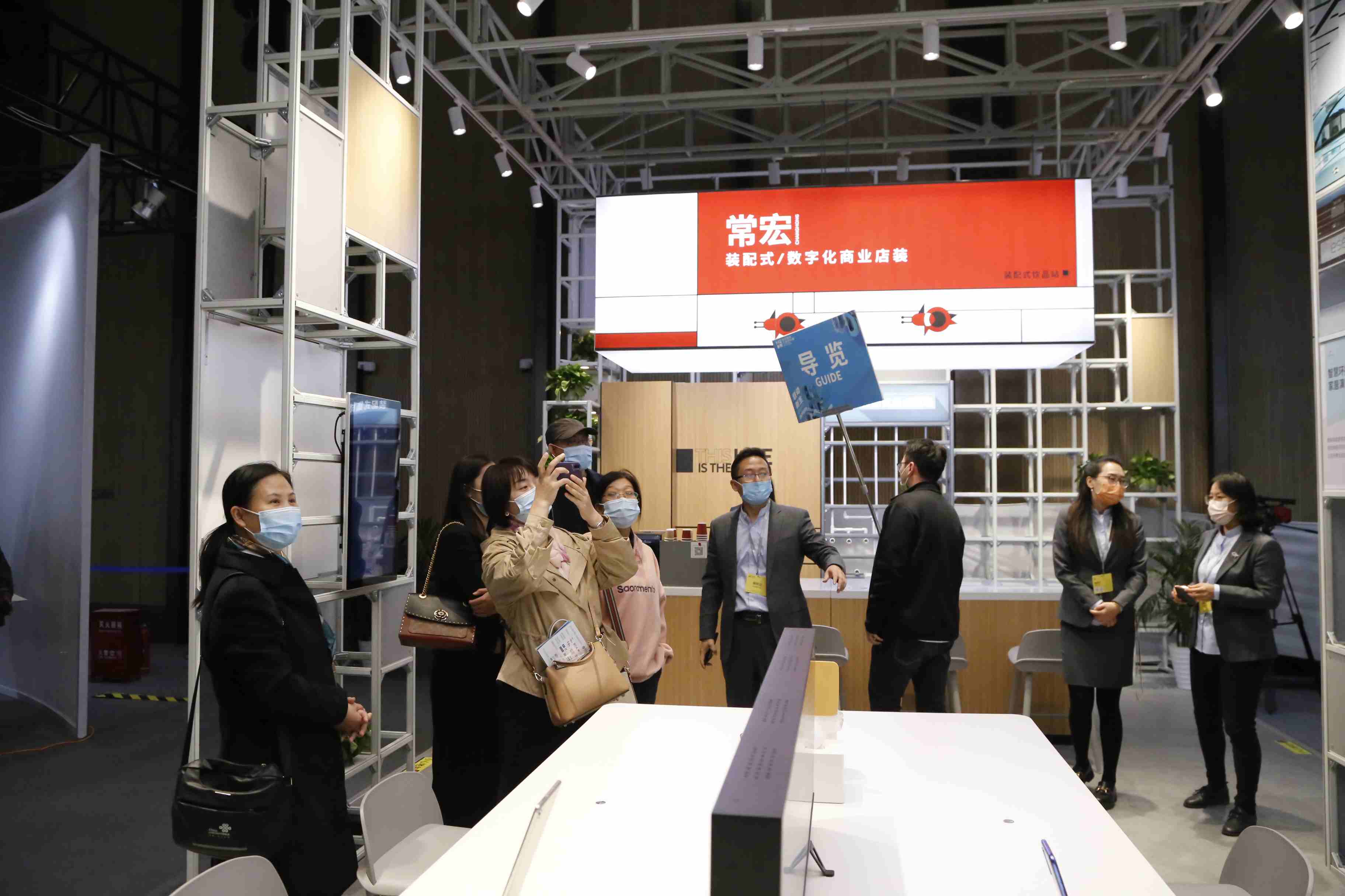 常宏聚焦&ldquo;低碳、裝配式、數(shù)字化店裝&rdquo;展出商業(yè)店裝系統(tǒng)集成