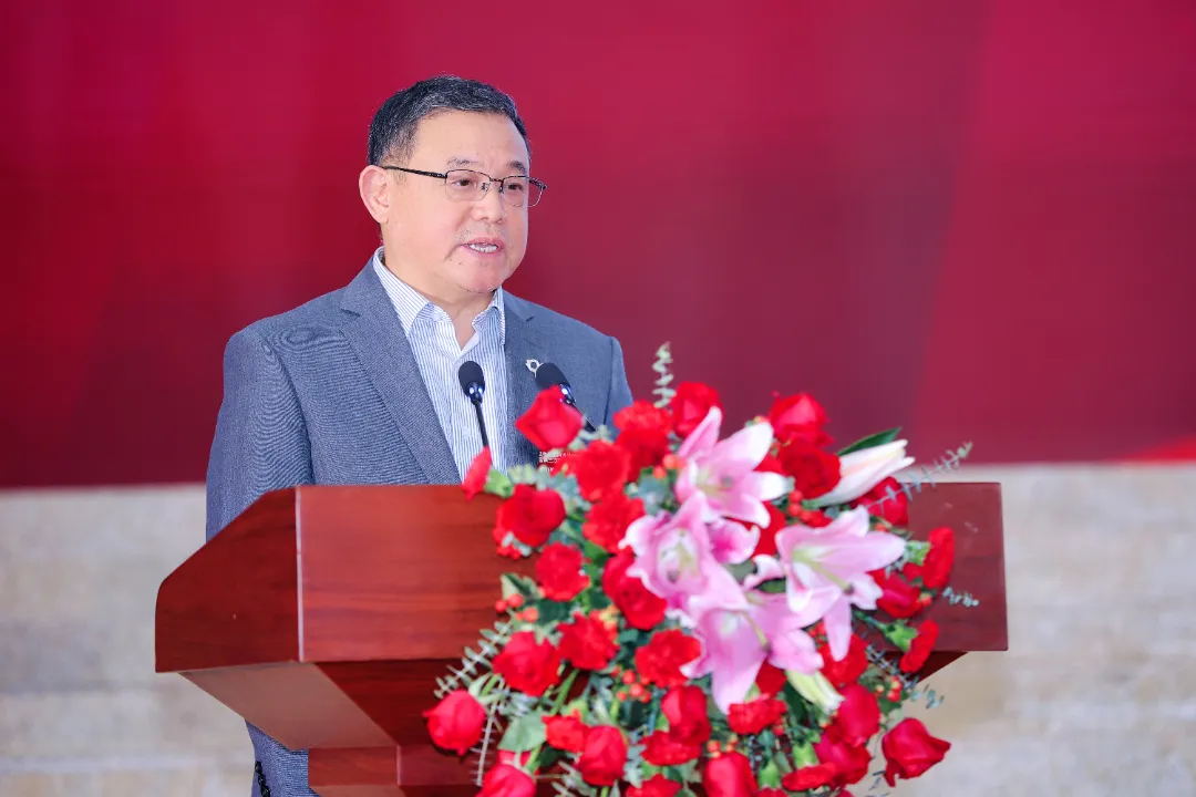 常宏集團(tuán)董事總經(jīng)理王躍攜河北地區(qū)理事出席中國(guó)建筑學(xué)會(huì)室內(nèi)設(shè)計(jì)分會(huì)第九屆第三次理事會(huì)議